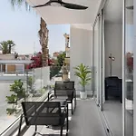 Phaedrus Living Travertine Residences 102 *