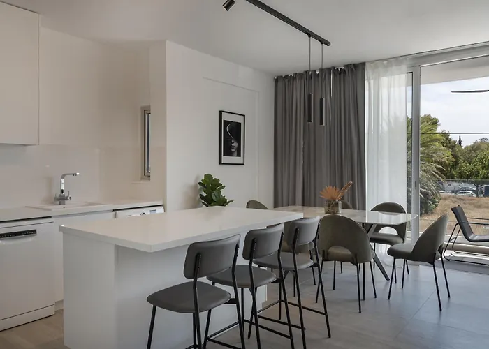 Lägenhet Phaedrus Living Travertine Residences 102